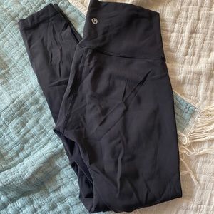 NEVER WORN LULU LEMON WUNDER UNDER LEGGING